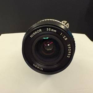 Nikon AIS 35mm f/2.8 lens
