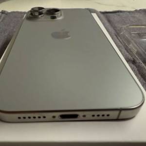 Selling Apple iphone 16 Pro Max 512Gb