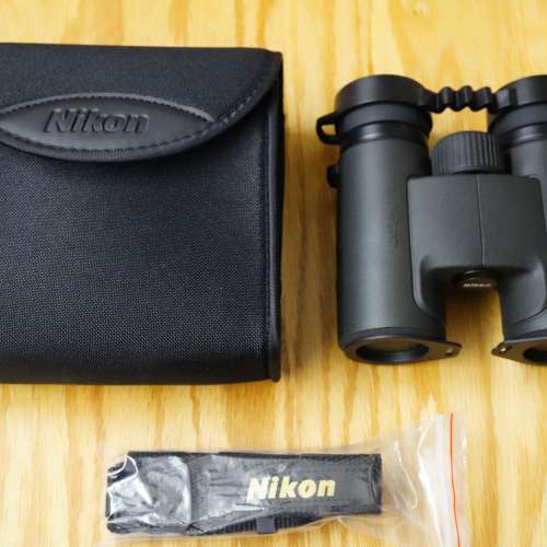 Nikon PROSTAFF P7 8X30 黑色雙筒望遠鏡 觀鳥徒步旅行睇演唱會有用