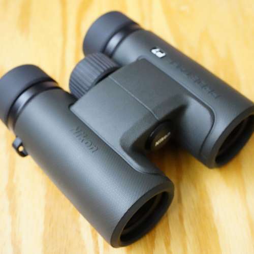 Nikon PROSTAFF P7 8X30 黑色雙筒望遠鏡 觀鳥徒步旅行睇演唱會有用