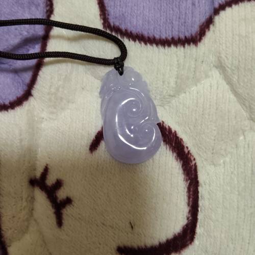 翡翠紫罗兰