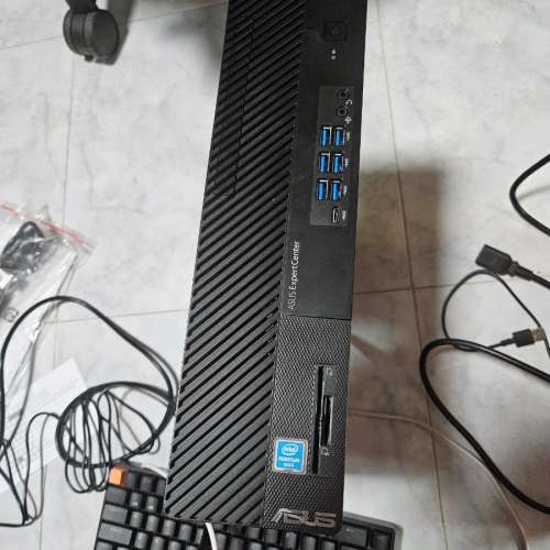 ASUS ExpertCenter D7 SFF D700SA 桌上型電腦(多部批發)