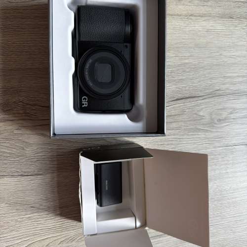 Ricoh GR HDF IV 連閃光燈