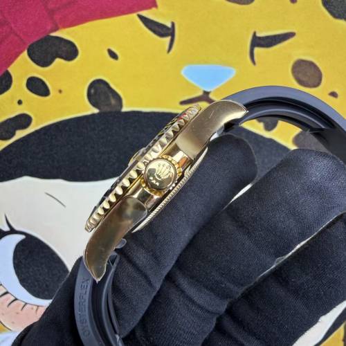 Rolex 勞力士 Yacht‑Master 226658-0001 黃金黑盤膠帶