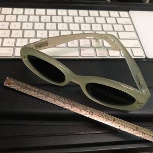 🕶️ Sunglasses for Adult Oval Transparent Cream NEW 全新 太陽眼鏡 墨鏡 透米色...