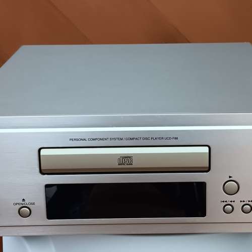 Denon UCD-F88 CD機.