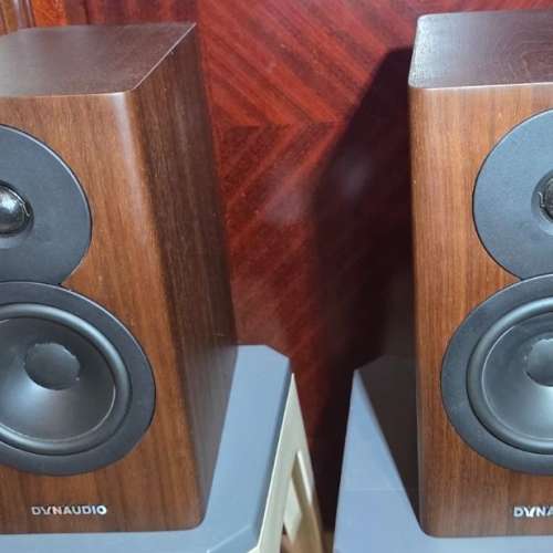 Dynaudio Evoke 10