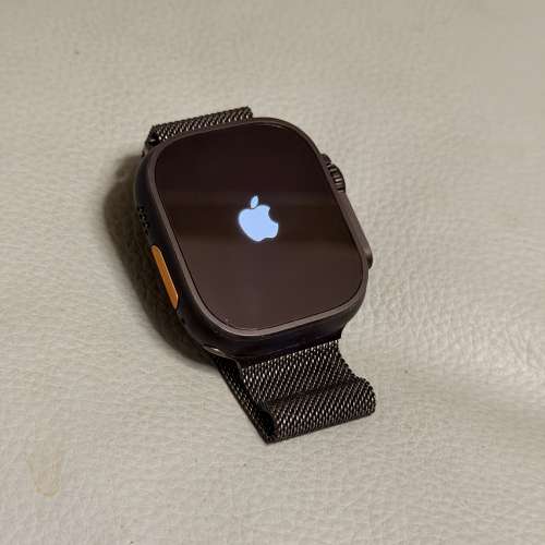 Apple Watch Ultra 3 黑色鈦金屬錶殼(有APPLE CARE)