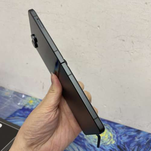 (❤️&zwj;🔥全新質素❤️&zwj;🔥）Samsung Galaxy Z Flip 8 /超高質素/🖤黑色🖤/12+256GB...