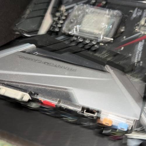 ASRock Z390 Phantom Gaming 6 主機板+i7 8700K 連DDR3 8G Ram (16)