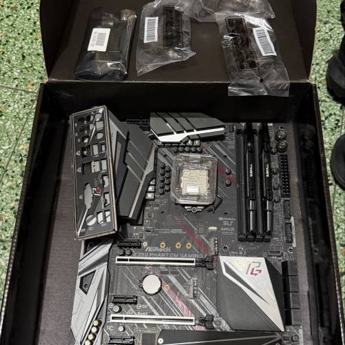 ASRock Z390 Phantom Gaming 6 主機板+i7 8700K 連DDR3 8G Ram (16)