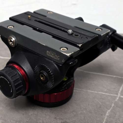 Manfrotto 502 Fluid video Head with flat base 專業雲台