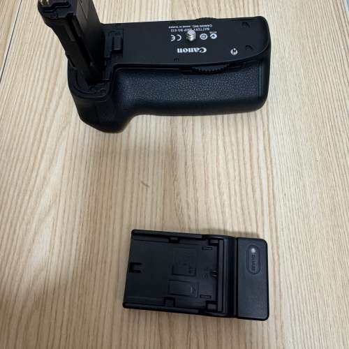 Canon EOS 6D 單反相機 連 BG-E13 電池手柄
