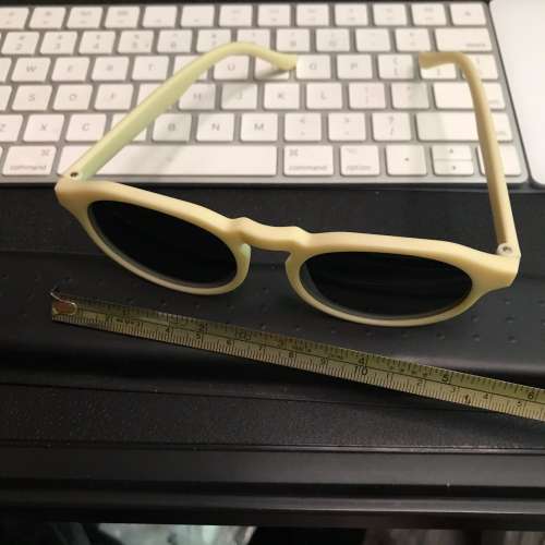 🕶️ Sunglasses for Adult Candy Cream NEW 全新 太陽眼鏡 墨鏡 米色 🕶️
