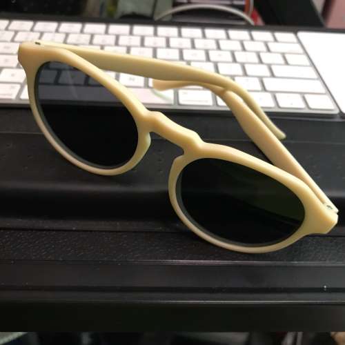 🕶️ Sunglasses for Adult Candy Cream NEW 全新 太陽眼鏡 墨鏡 米色 🕶️