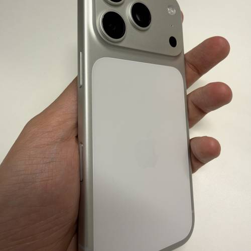 Iphone 17 pro 齊盒配件銀色 256gb