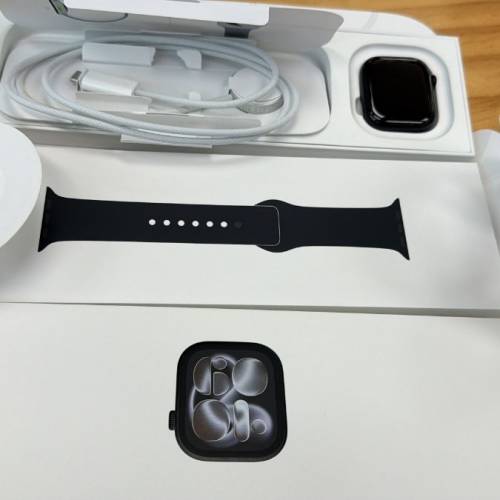 全新 iPad Air、Apple Watch