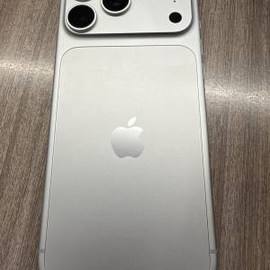 iPhone 18 Pro Max 256GB 銀色