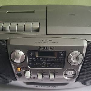 Sony卡式帶收音機播放器／90's Sony boombox／Sony CFD-V7S