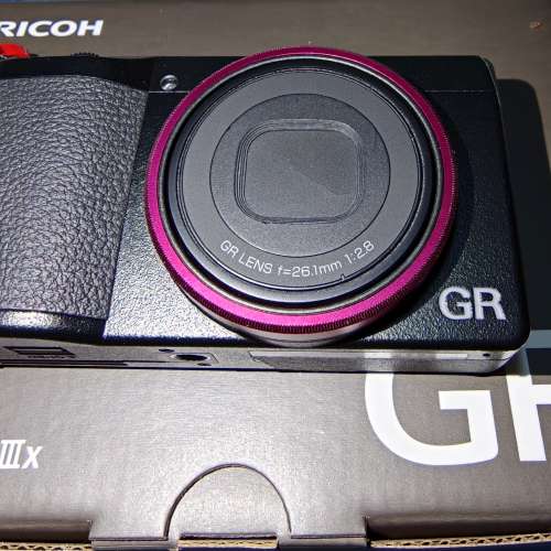 Ricoh GR IIIx 淨機連盒