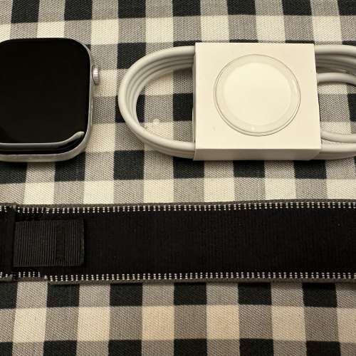 Apple Watch 10 46mm GPS版本 銀色 行貨 95%新 只錶身有使用痕跡 錶面沒有花痕 操作...