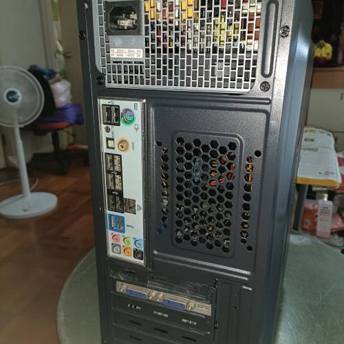 電腦主機 Intel i5-2500 3.3GHz