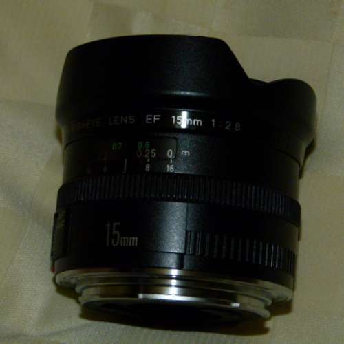 Canon EF 15mm f2.8 Fisheye lens