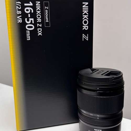 Like new Nikon NIKKOR Z DX16-50mm F2.8VR Lens (Hong Goods-Still Under Warranty)