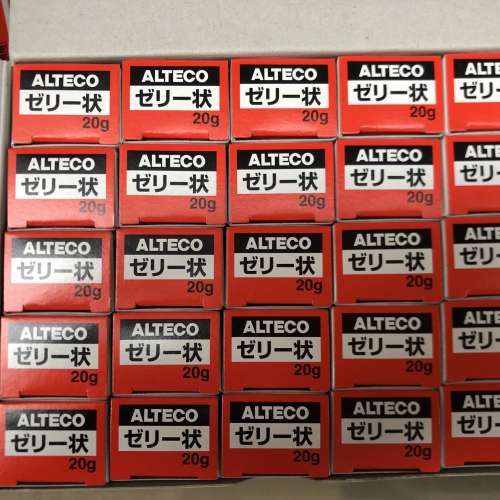 ($80有25支）低價出售日本製造瞬間接著劑一盒