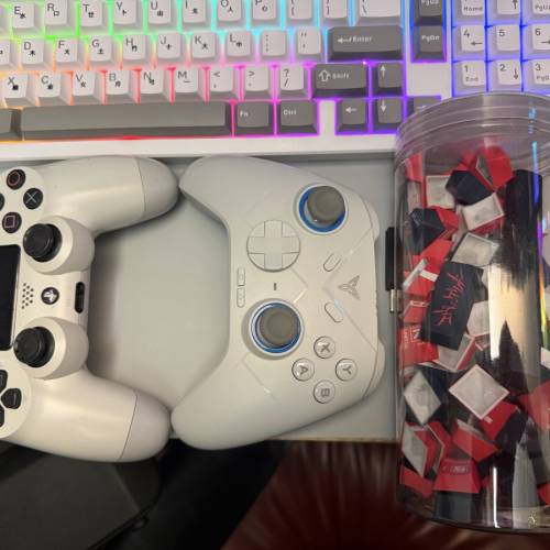 ASUS EXTREME mouse + K95 Keyboard