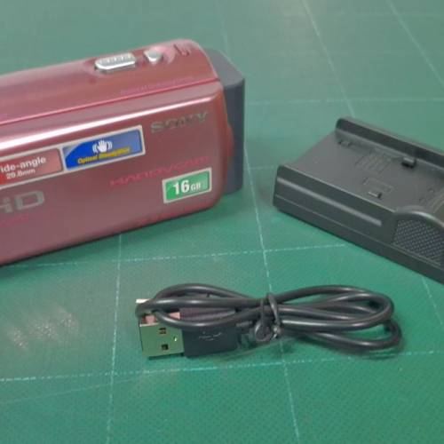 Sony Handycam HD AVCHD Progressive 
操作正常
如圖所見 其它欠奉
自備SD咭試機。...