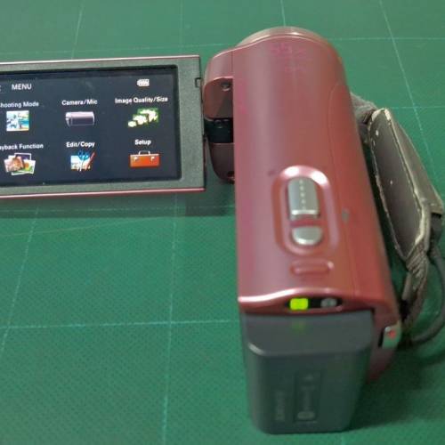 Sony Handycam HD AVCHD Progressive 
操作正常
如圖所見 其它欠奉
自備SD咭試機。...
