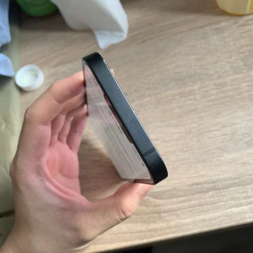 iPhone16e 128 90%new
