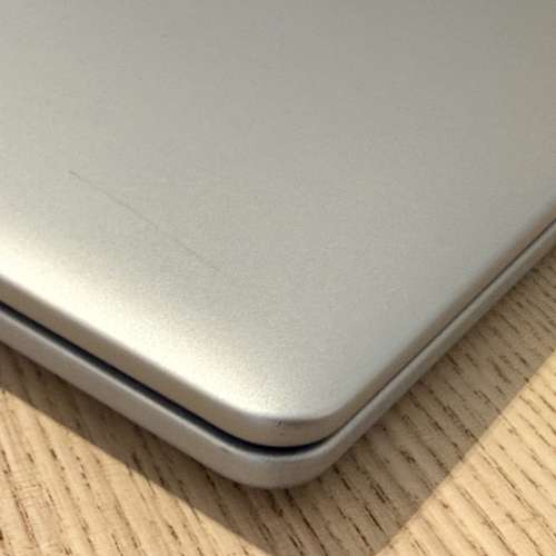 (不議價)Dell 16 Plus Ultra 7 258V 32gb Ram 1Tb ssd