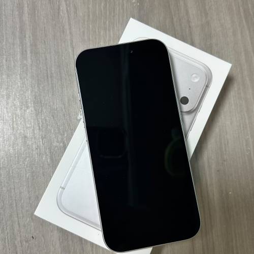 Apple iPhone 17 Pro 銀色256gb 99%新