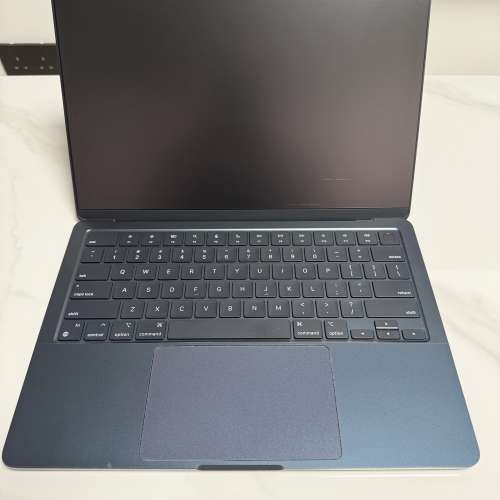 MacBook Air 13.6-inch Apple M2 8GB RAM