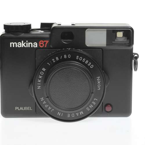 Plaubel Makina 67 6x7 Film Camera+Nikkor 80mm F2.8 Lens （meter works)