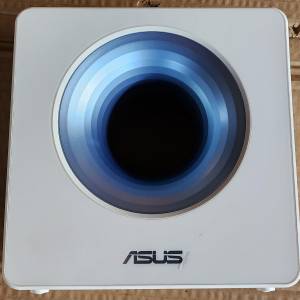 ASUS Blue Cave Router（Pre-Owned）