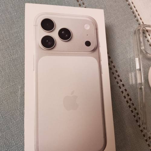 全新抽獎未用iPhone 17 pro silver 256GB