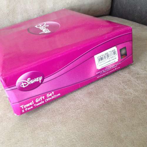 DISNEY Vacuum Flask Towel Gift Box Set NEW 全新迪士尼兒童保溫瓶毛巾禮盒套裝