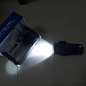 自行車喇叭燈配備手機支架，型號為CK-2020