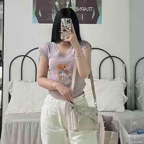 （全新有瑕疵）中古現貨｜Vivienne Westwood White Smooth Leather Betty Mini Sat...