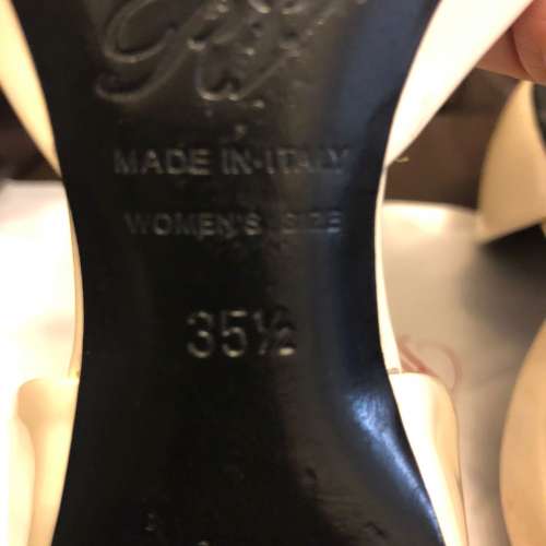 Roger Viver平底鞋