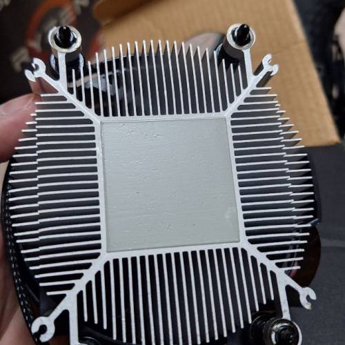 AMD Wraith Stealth 原裝散熱器