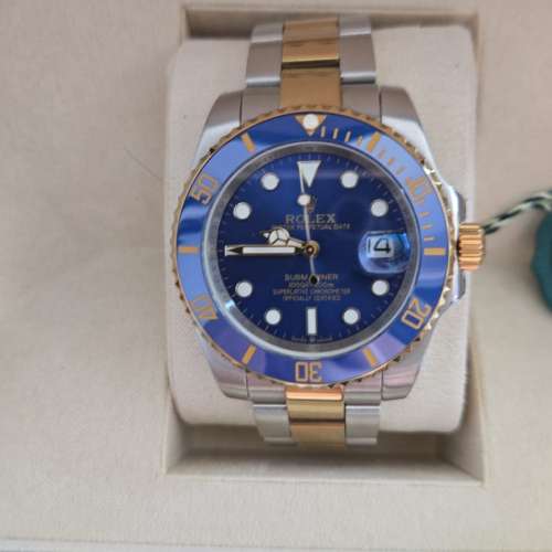ROLEX 126613LB. Submariner Date 玩具間金藍水鬼腕錶一隻。。98%新 想要交換其他手...