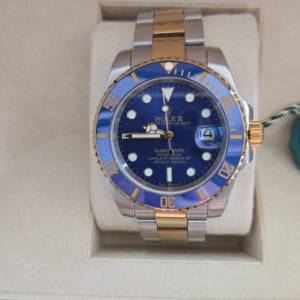ROLEX 126613LB. Submariner Date 玩具間金藍水鬼腕錶一隻。。98%新 想要交換其他手...