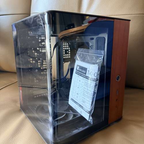 Jonsbo TK-0 Mini-ITX 曲面玻璃機箱 - Black 黑色 (連4個機箱風扇)