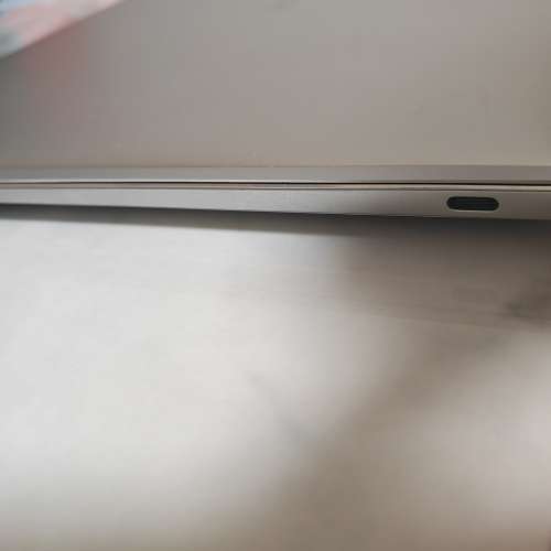 Huawei Matebook 銀色