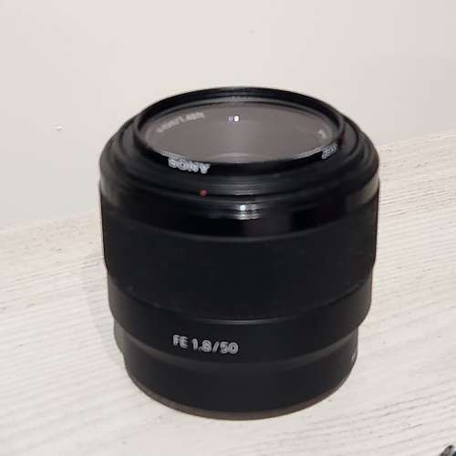 sony FE 1.8/50