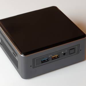 Intel NUC7i7BNH mini PC i7-7567U
